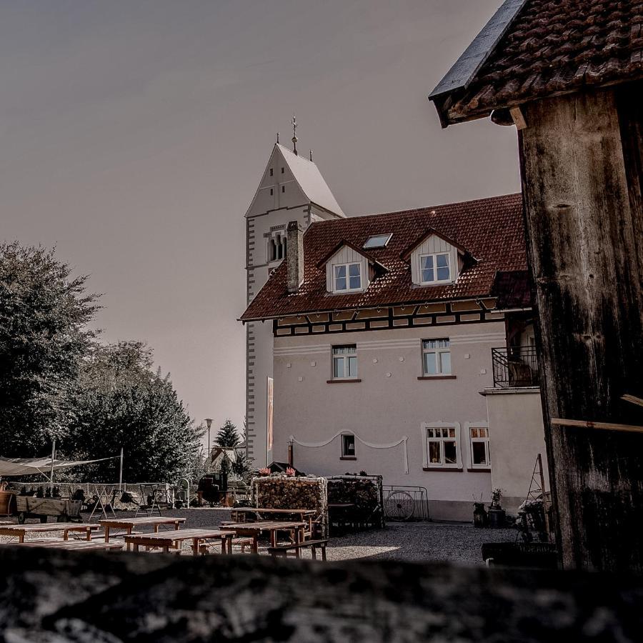 Allgaeuer Genusshotel Und Historischer Dorfgasthof Hirsch Leutkirch im Allgäu Exterior photo